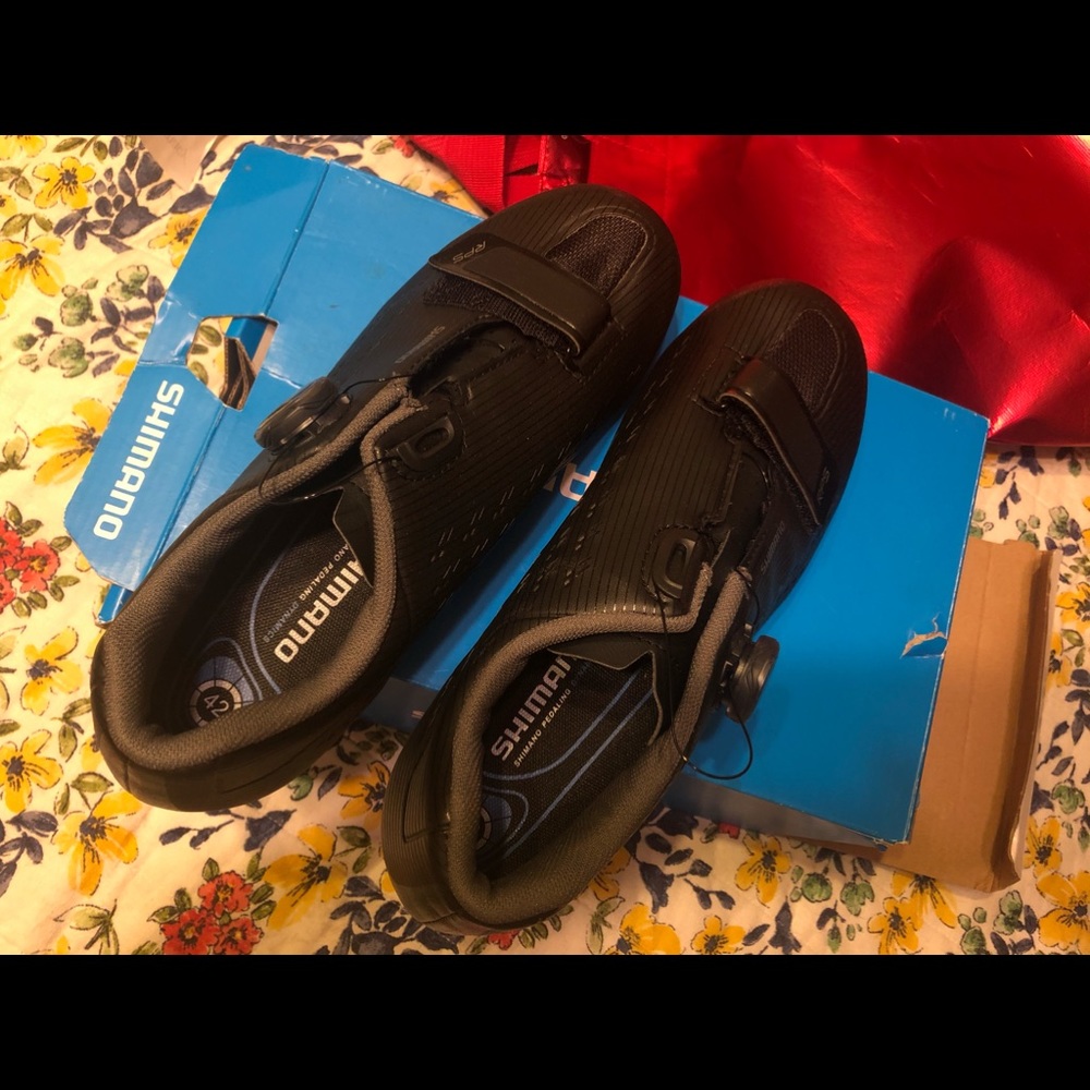 Shimano Dynalast cycling shoes, NIB, Euro size 42